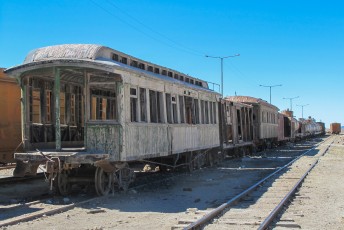 Op de grens met Chili staan de treinen al klaar.