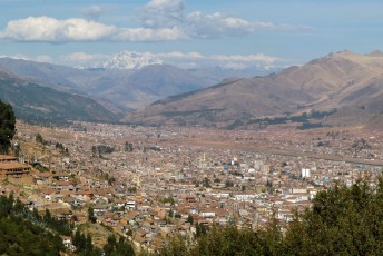 Je hebt van daar een mooi uitzicht over Cusco.