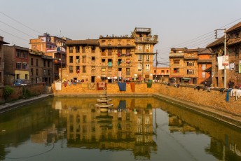In Bhaktapur vind je veel van dit soort waterreservoirs. Hebben de mensen lekker water om te drinken en te wassen.
