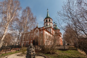 Rusland is o.a. beroemd vanwege zijn mooie kerken, dit is de Kresto-Vozdizhenskiy Khram.