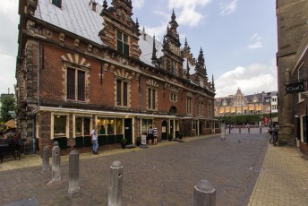 en de waag (geloof ik) in Haarlem