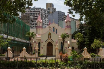 De Rosary kerk nabij het Museum over de geschiedenis van Hong Kong.