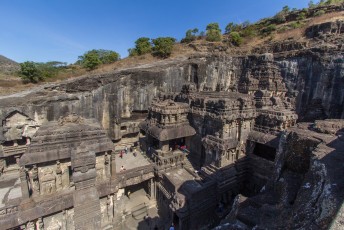 De Kailasanatha grot/tempel, is een Hindoe tempel.