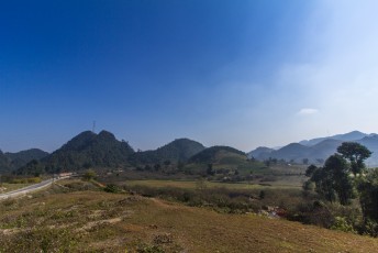 het eerste gedeelte van de route voert door het noord westen van Vietnam