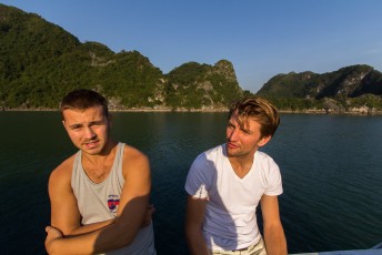 veel Nederlanders op de boot, rechts Rutger een olympisch zeiler, let op die man straks in Rio