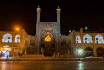 Hier nog een keer de Masjed-e Sjah moskee by night.