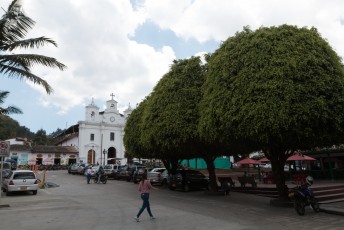 Dit is het centrum van El Retiro, een ander dorpje in de buurt van Medellin.