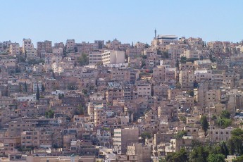 Na de moskee bezochten we de citadel Jebel al-Qalaá, met o.a. dit uitzicht over Amman.