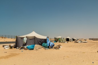 Mauritaniërs zijn van nature nomaden die in dit soort tenten leven.